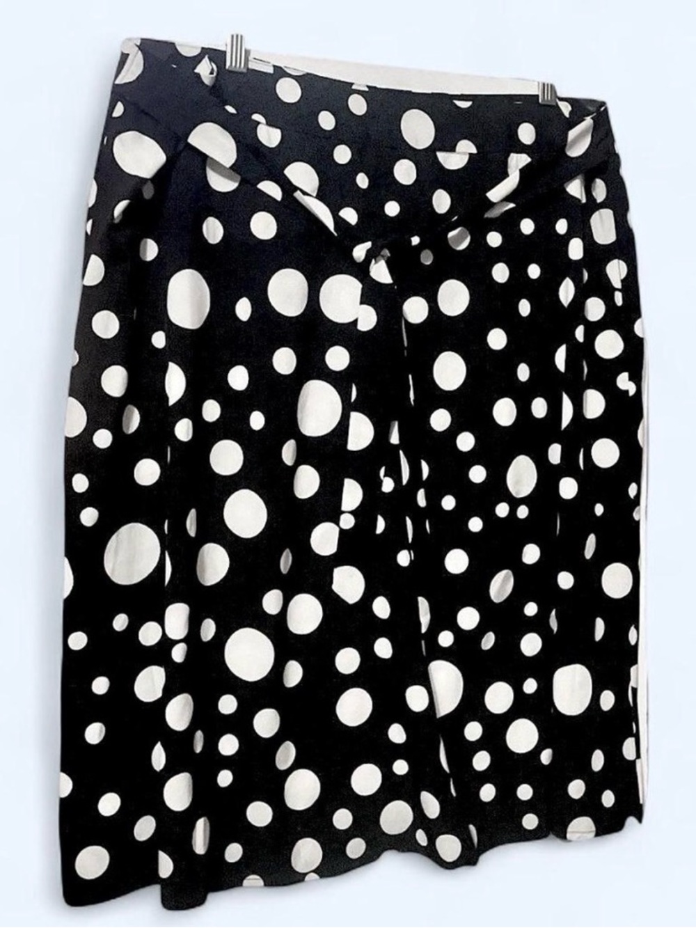 2XL/3Xl Black and White Polka Dot A-Line Knee Length Skirt